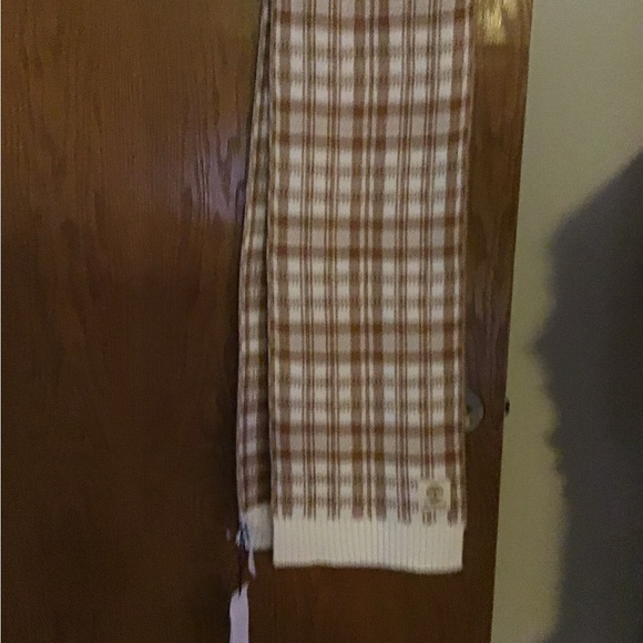 TIMBERLINE SCARF, Brown and white, NWT, Sold for $60.00. - Picture 4 of 4